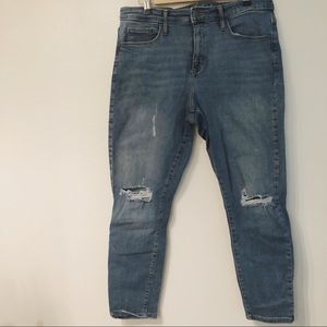 High Rise Skinny Crop Jean